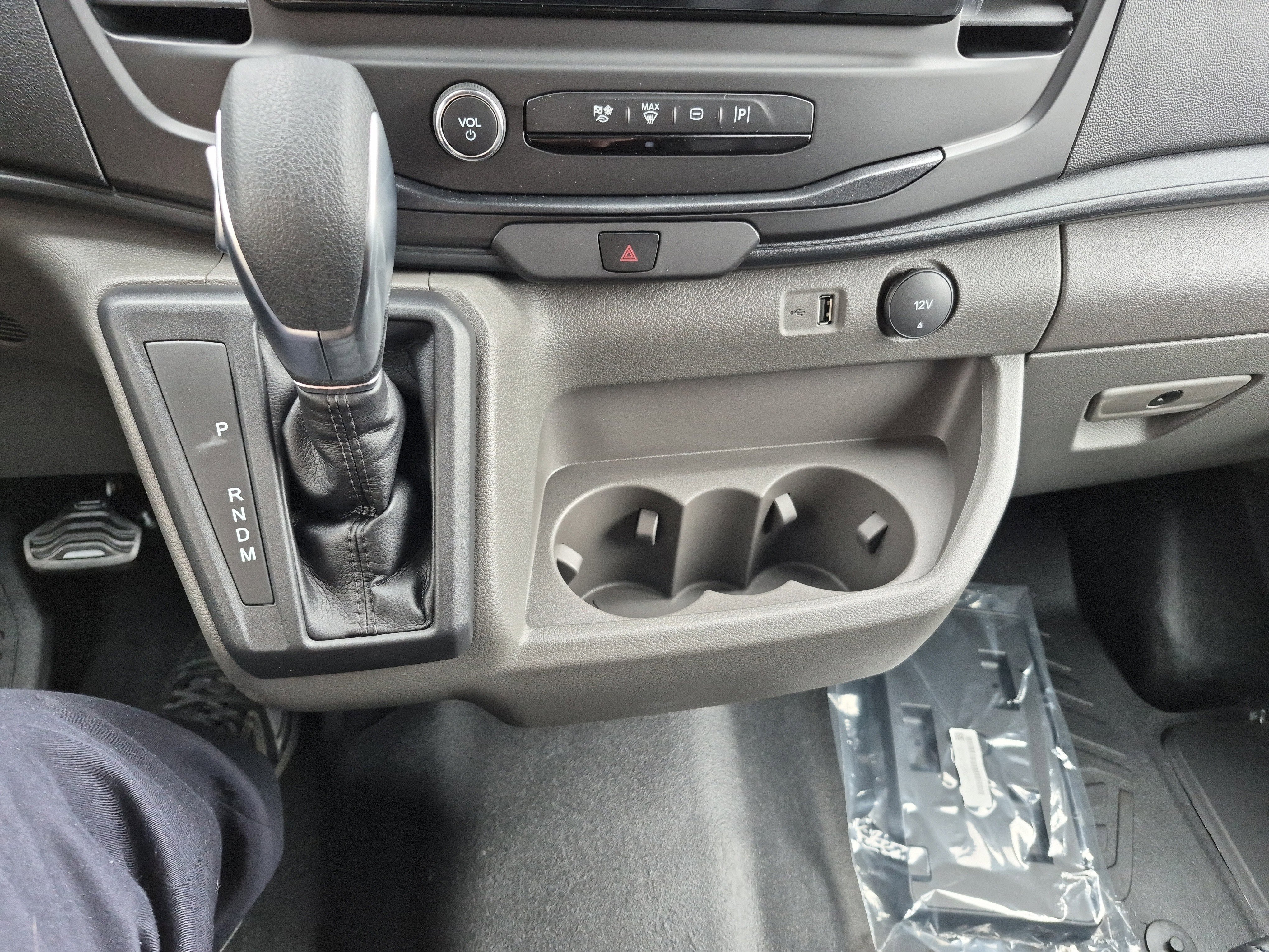 New 2026 Ford Transit 250 148 High Roof Extended w/ Load Area Protection Package image 28