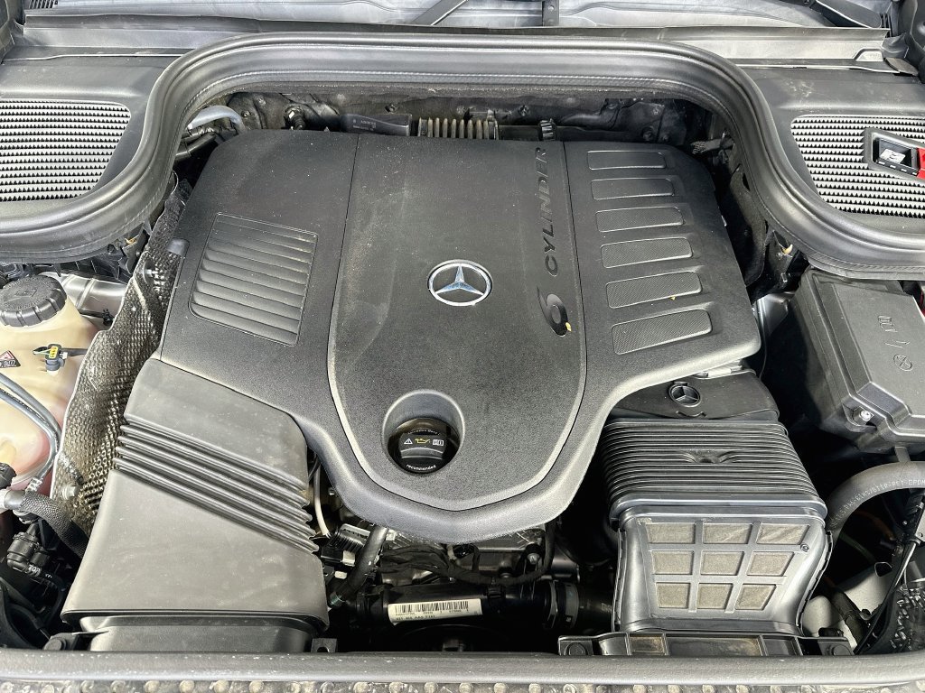 Used 2020 Mercedes-Benz GLS 450 4MATIC w/ Convenience Package image 32