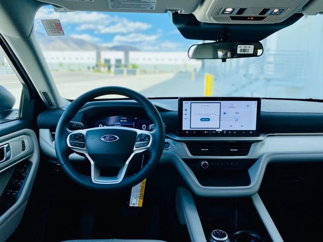 New 2026 Ford Explorer Active image 13
