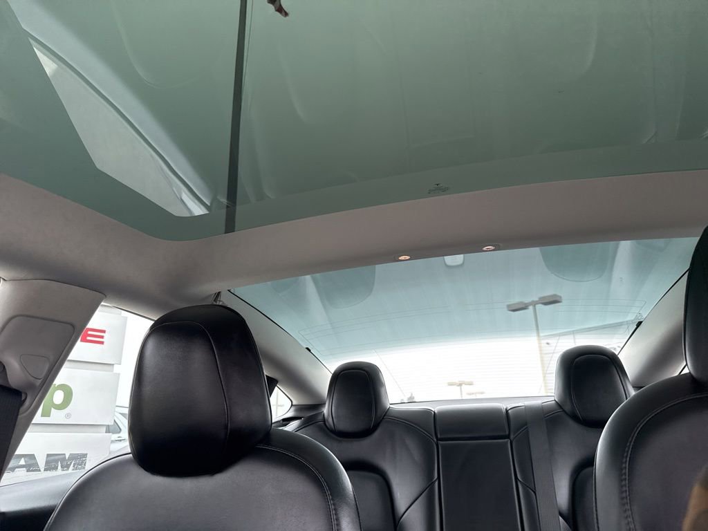 Used 2023 Tesla Model 3 Standard Range image 25