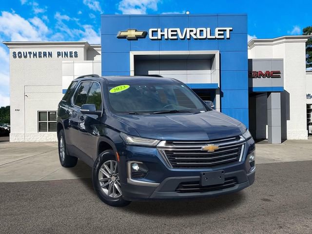 Used 2023 Chevrolet Traverse LT
