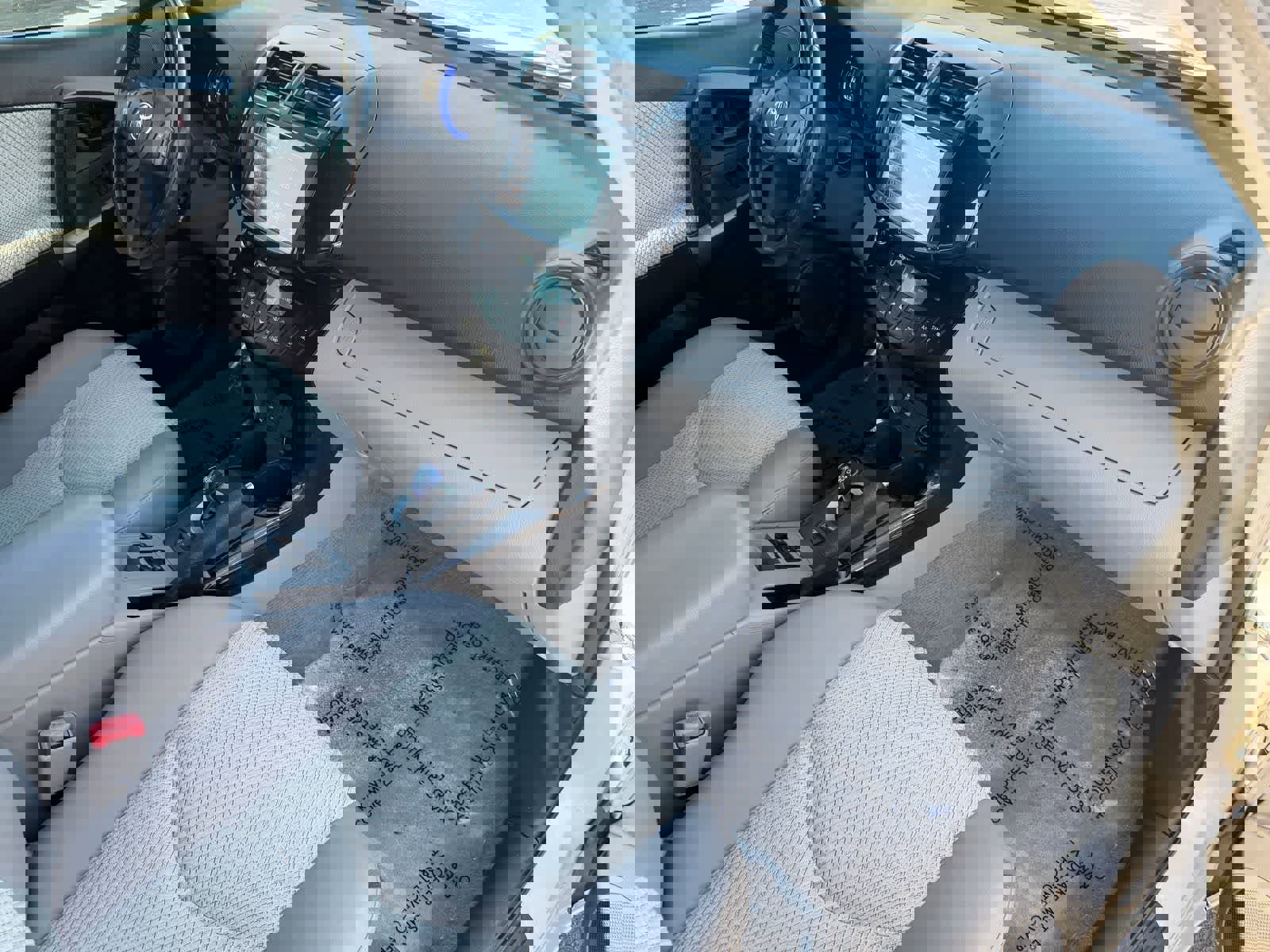 Used 2014 Toyota RAV4 EV FWD image 11