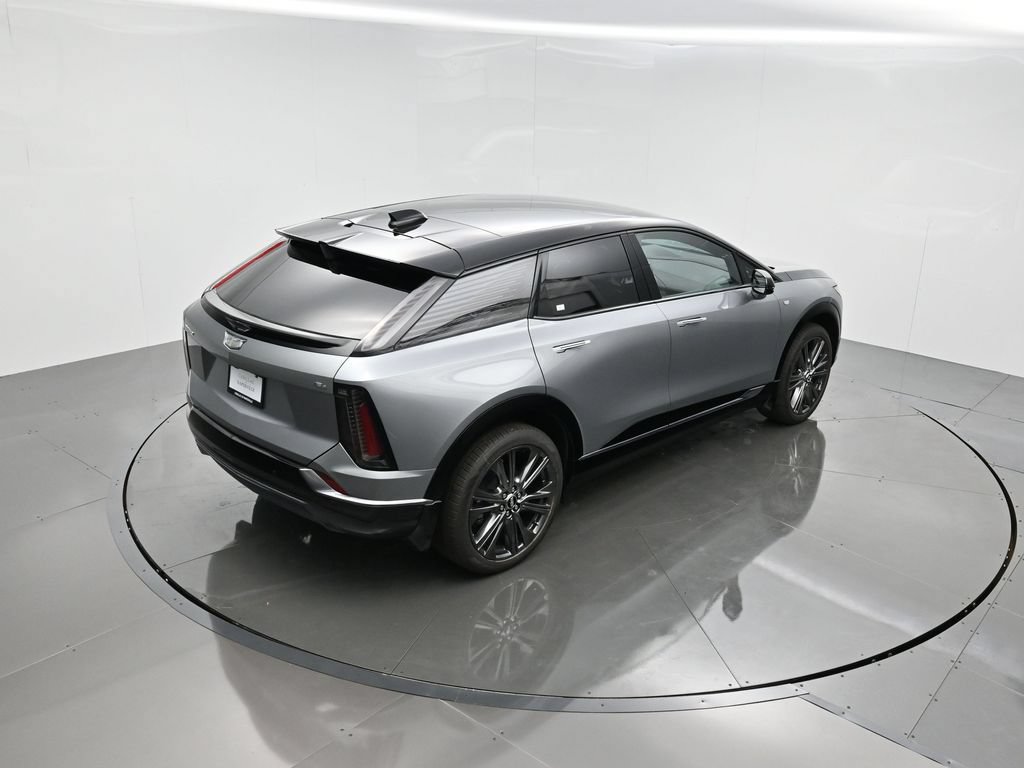 New 2027 Cadillac Optiq Premium Sport w/ LPO, Floor Liner Package AWD/4WD image 50