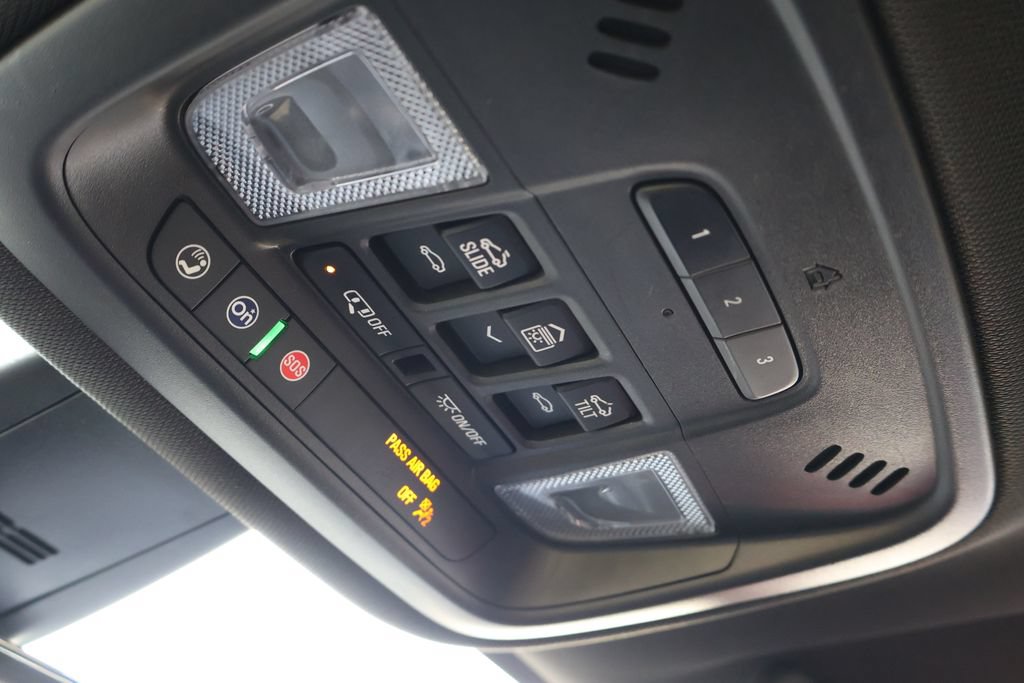 Certified 2023 Chevrolet Traverse Premier AWD/4WD image 33