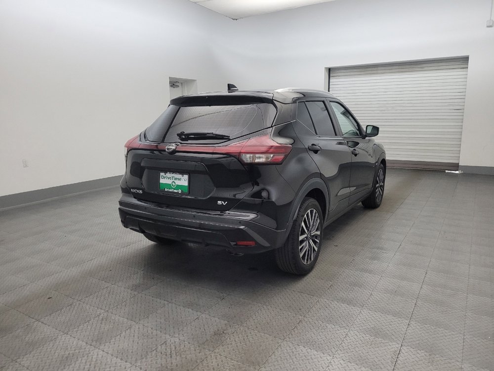 Used 2022 Nissan Kicks SV FWD image 9