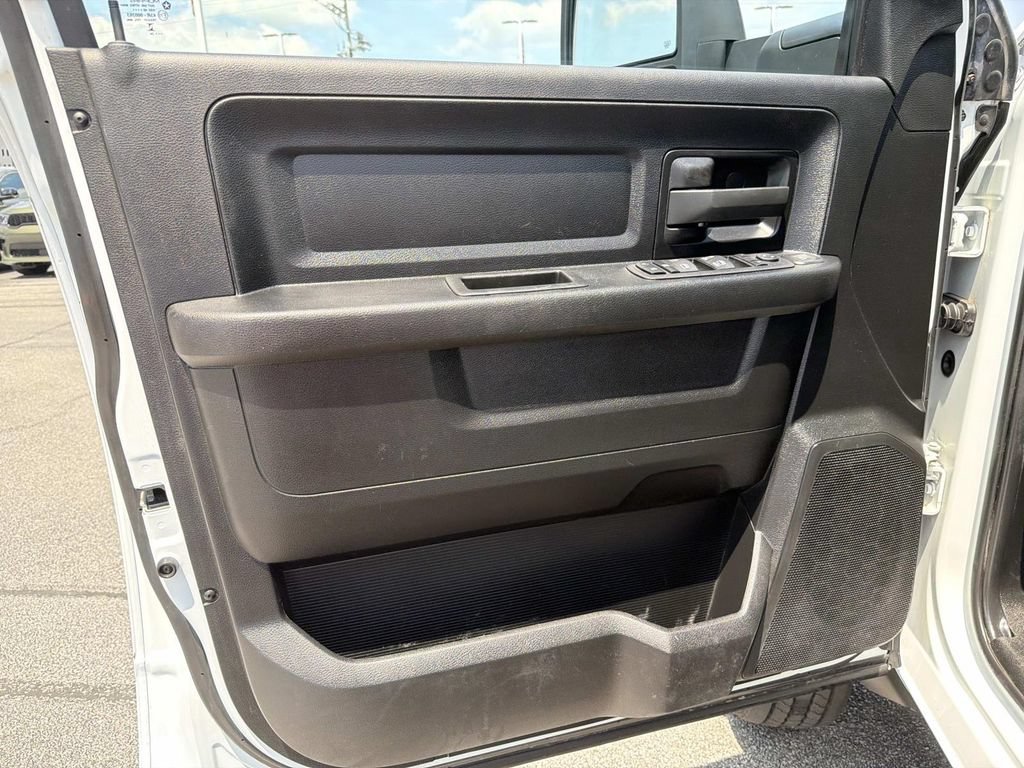 Used 2024 RAM 5500 Tradesman AWD/4WD image 17