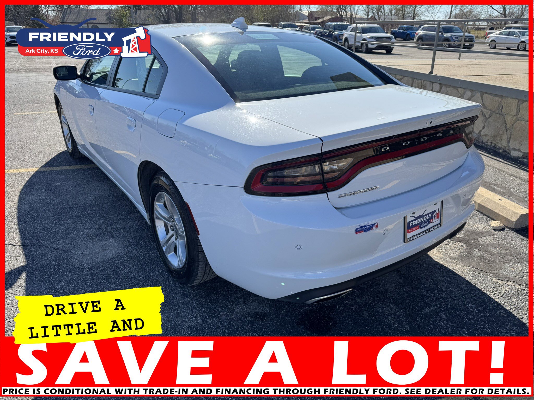 Used 2023 Dodge Charger SXT image 3