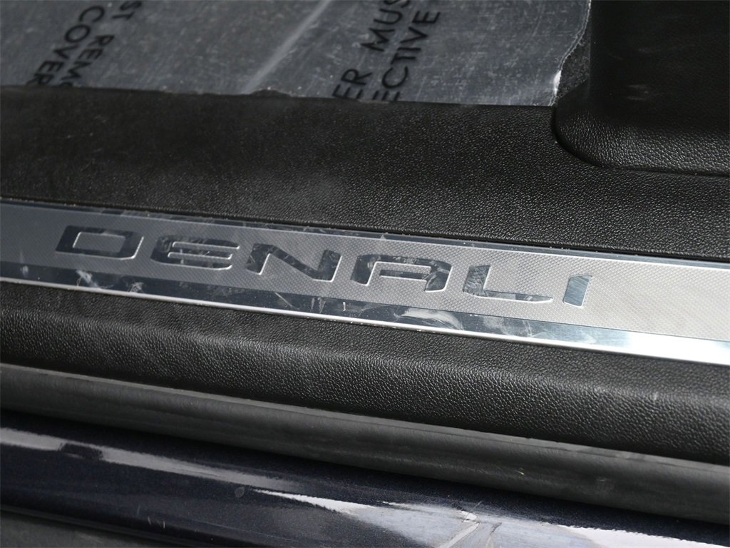 Used 2024 GMC Yukon XL Denali Ultimate image 21