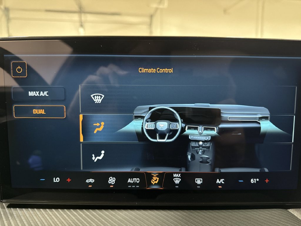 Used 2025 Ford Mustang GT RWD image 16