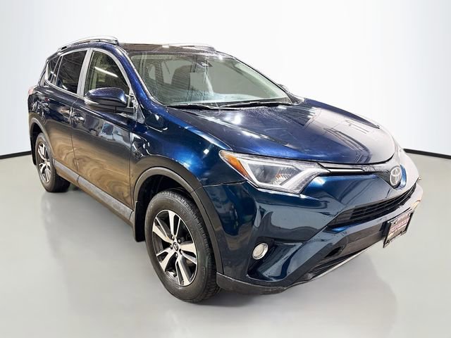 Used 2018 Toyota RAV4 XLE w/ Plus Extra Value Package AWD/4WD image 5