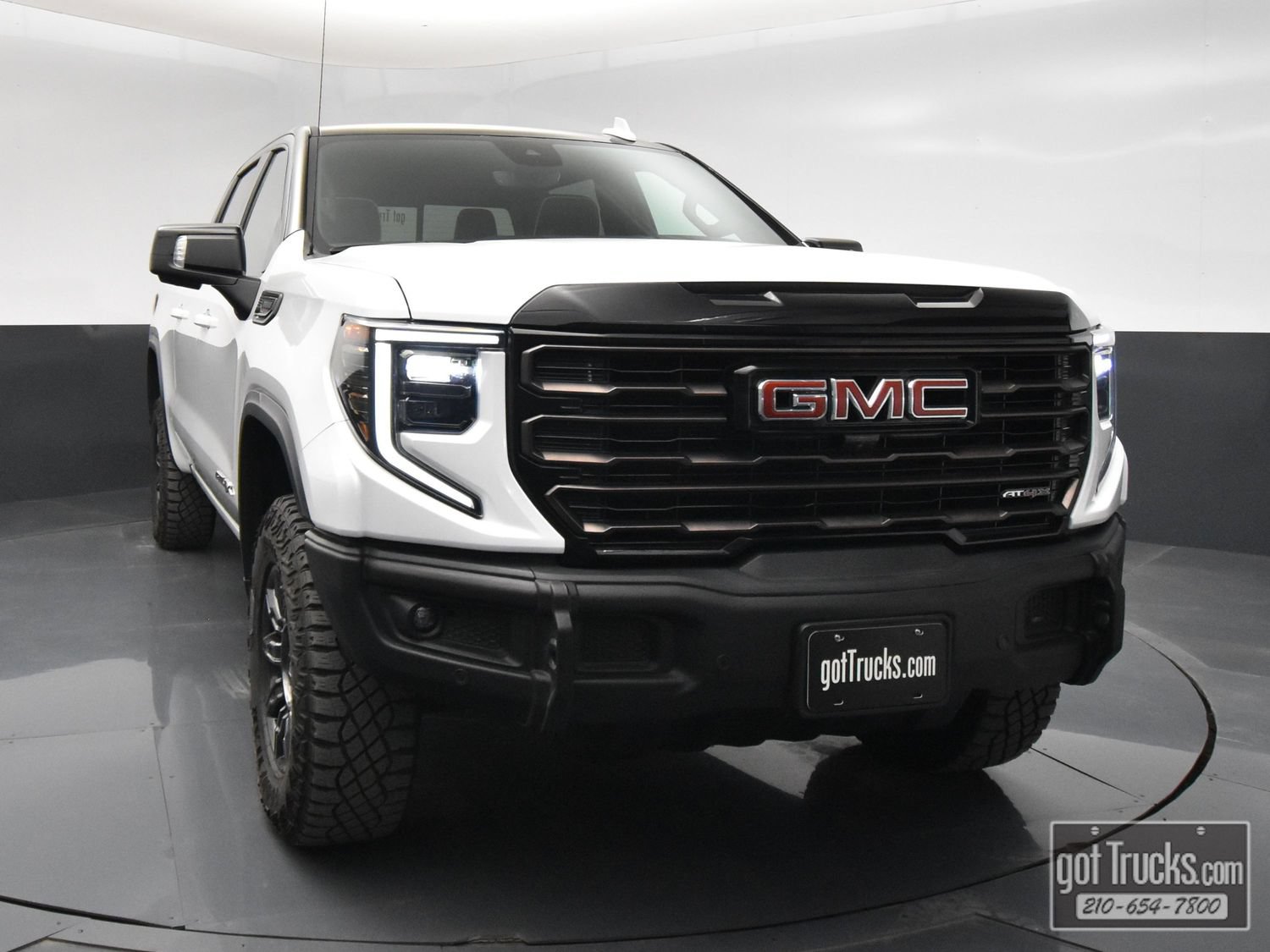 Used 2024 GMC Sierra 1500 AT4X AWD/4WD image 50
