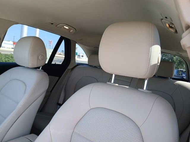 Used 2020 Mercedes-Benz GLC 300 GLC 300 image 29