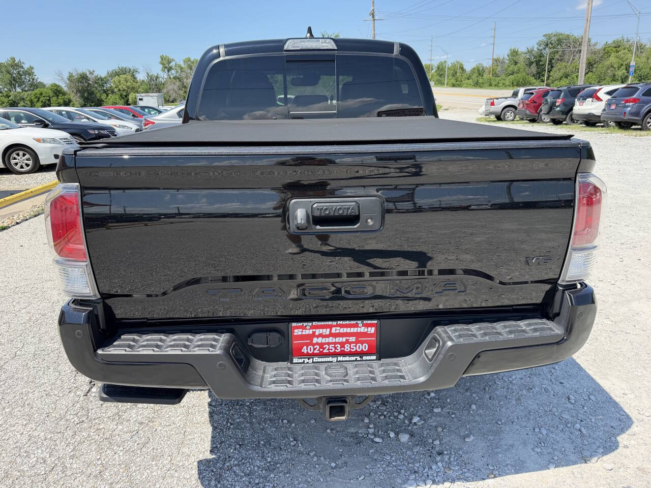 Used 2022 Toyota Tacoma TRD Off-Road w/ TRD Premium Off Road Package AWD/4WD image 4
