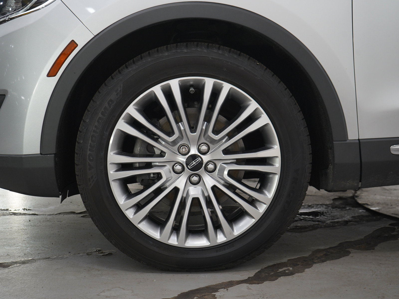 Used 2018 Lincoln MKX Reserve w/ Lincoln MKX Climate Package AWD/4WD image 29