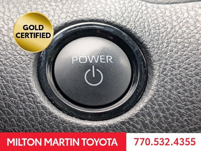 Used 2025 Toyota Camry SE FWD image 25