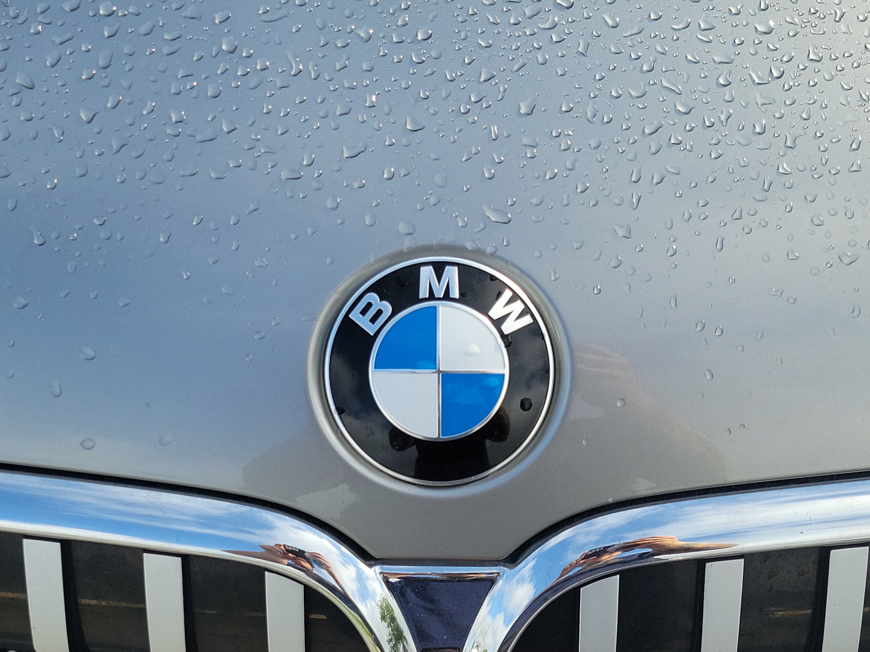 Used 2020 BMW 740i xDrive w/ M Sport Package AWD/4WD image 30