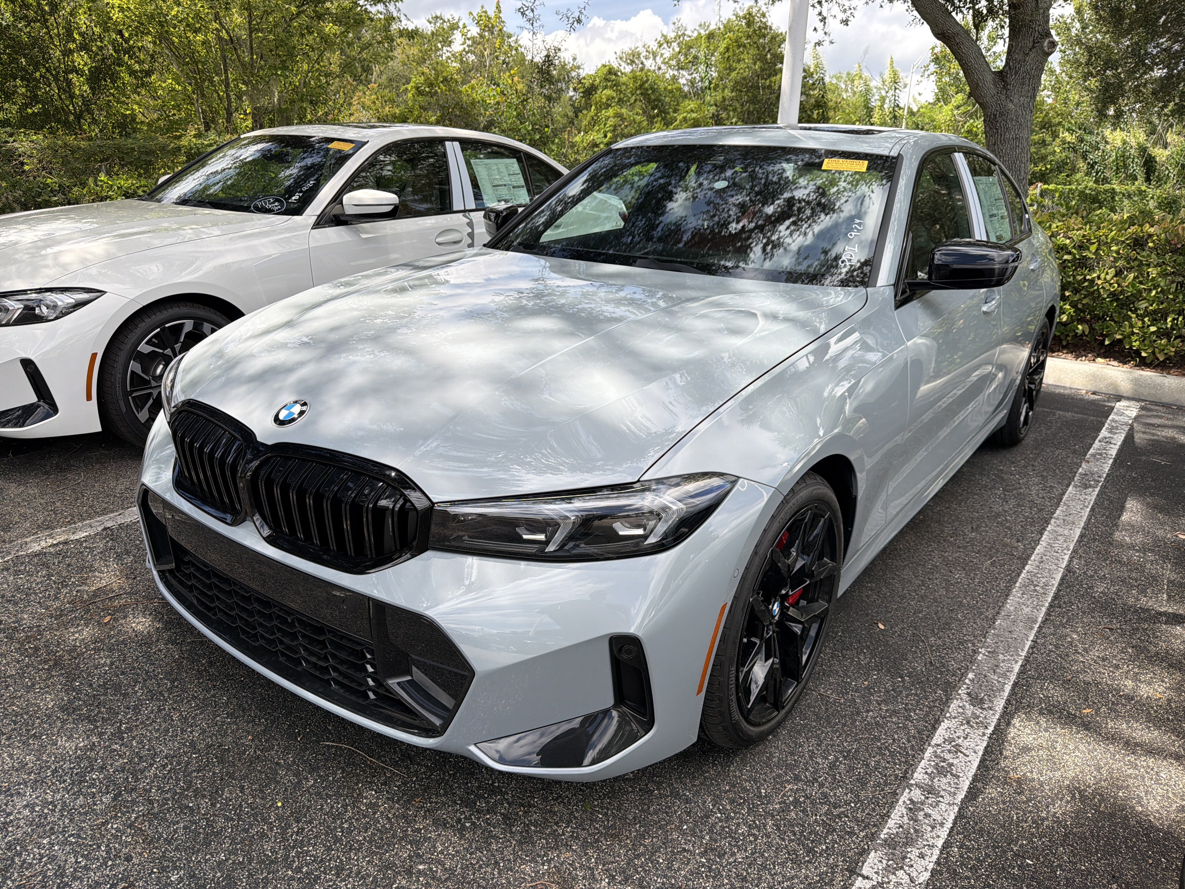 New 2026 BMW 330i Sedan w/ M Sport Package RWD image 3