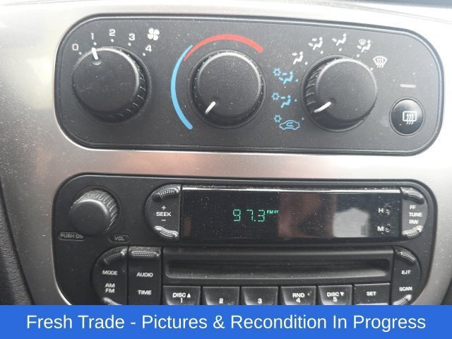 Used 2005 Chrysler Sebring Touring FWD image 15