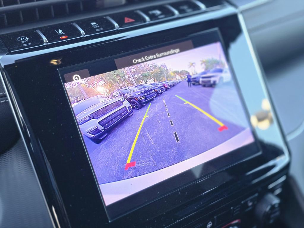 Used 2025 Jeep Grand Cherokee L Altitude image 26