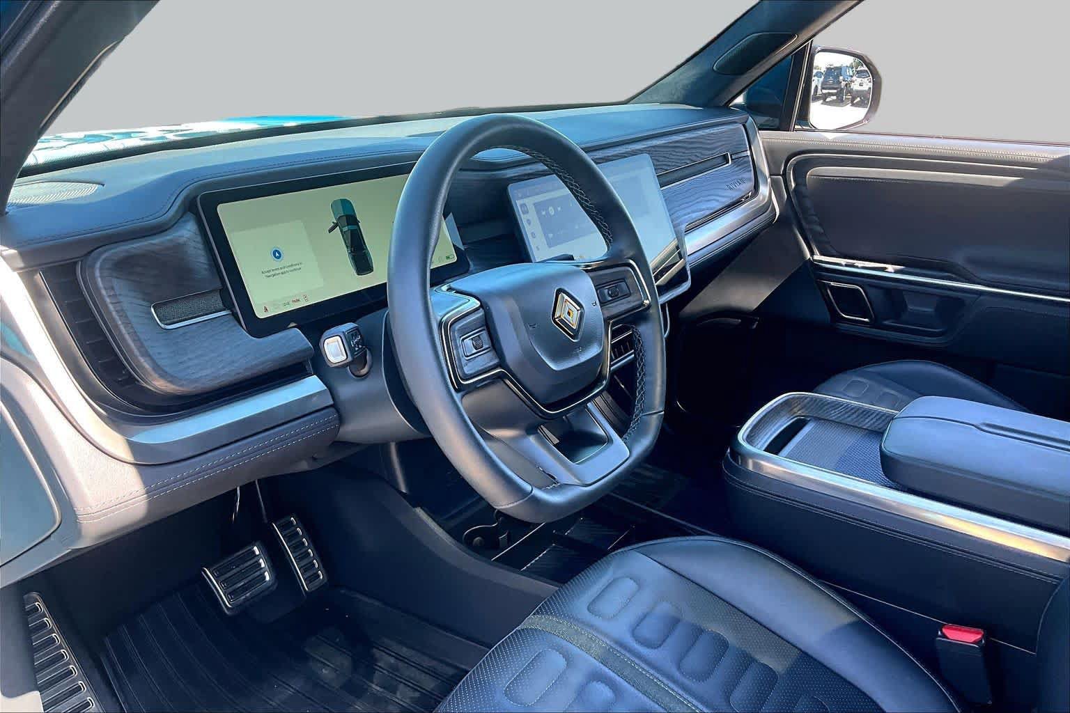 Used 2023 Rivian R1T Adventure AWD/4WD image 16