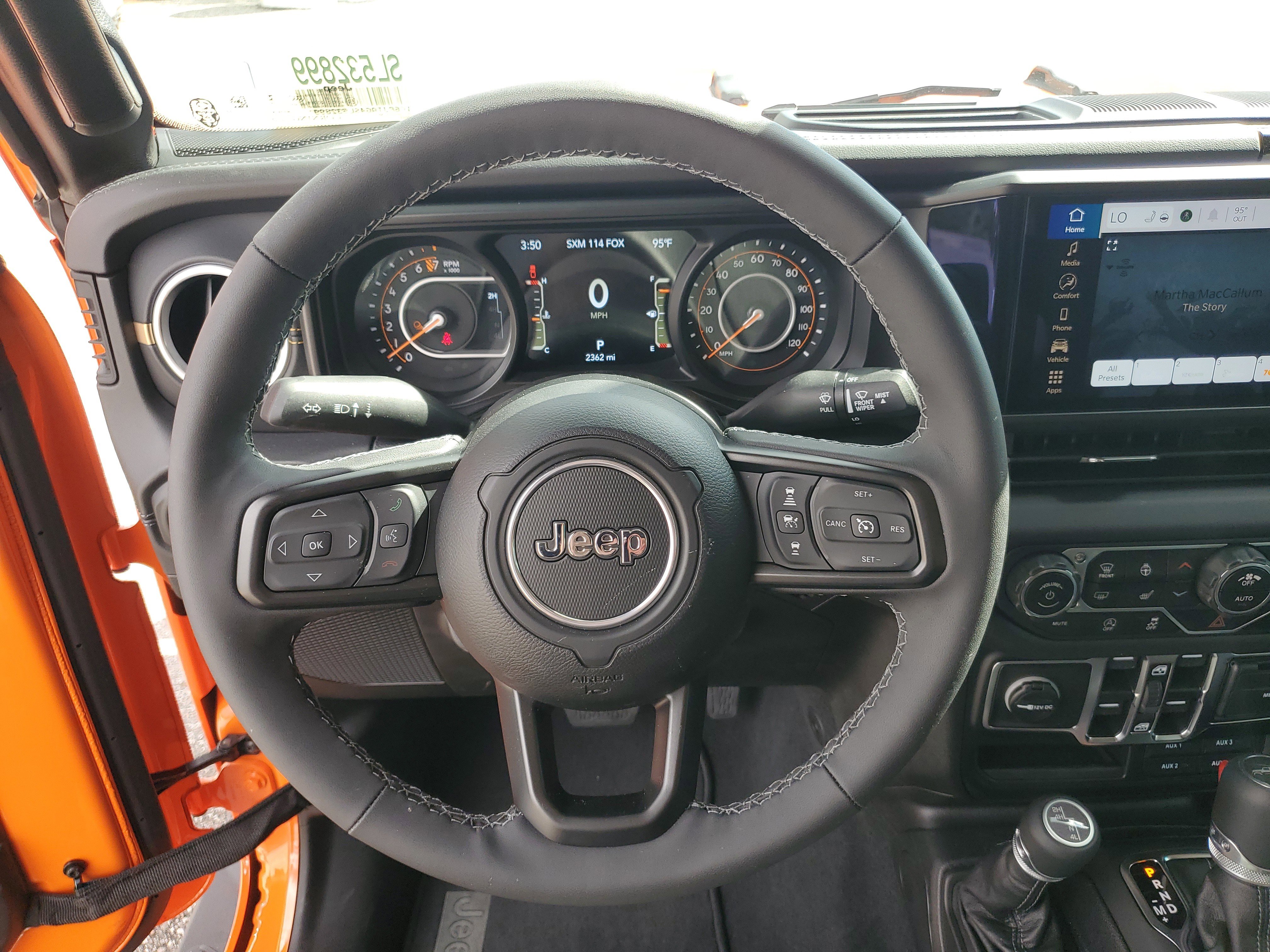 Used 2025 Jeep Gladiator Sport image 18