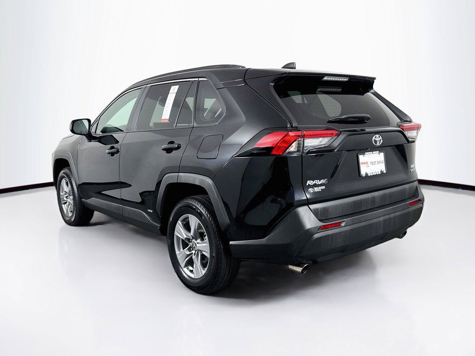 Certified 2025 Toyota RAV4 LE AWD/4WD image 12