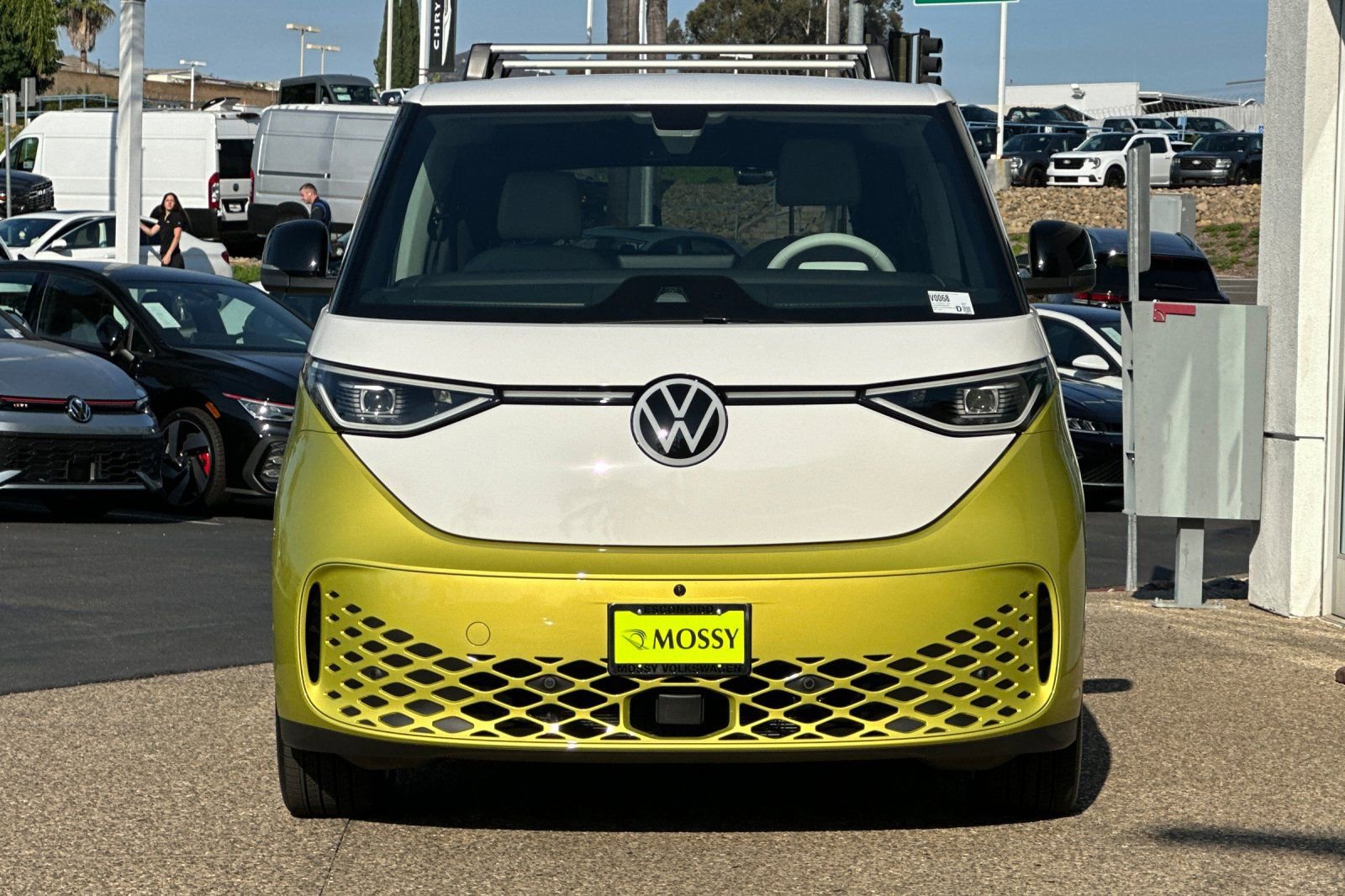 New 2025 Volkswagen ID. Buzz 1st Edition image 8