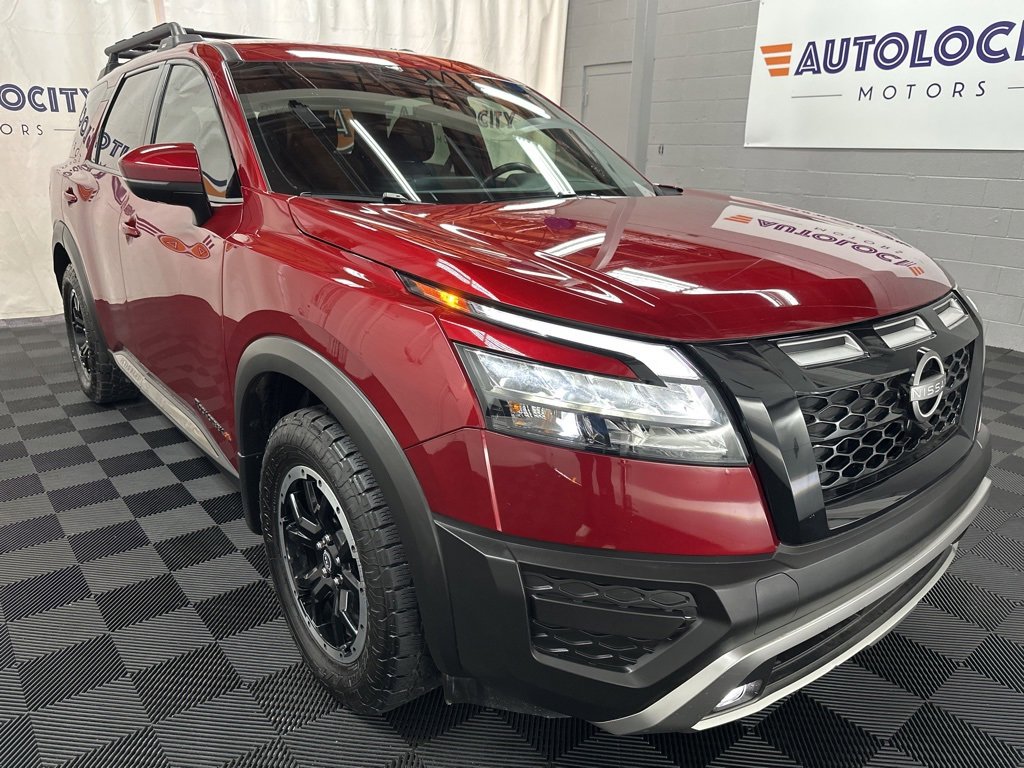 Used 2024 Nissan Pathfinder Rock Creek image 3