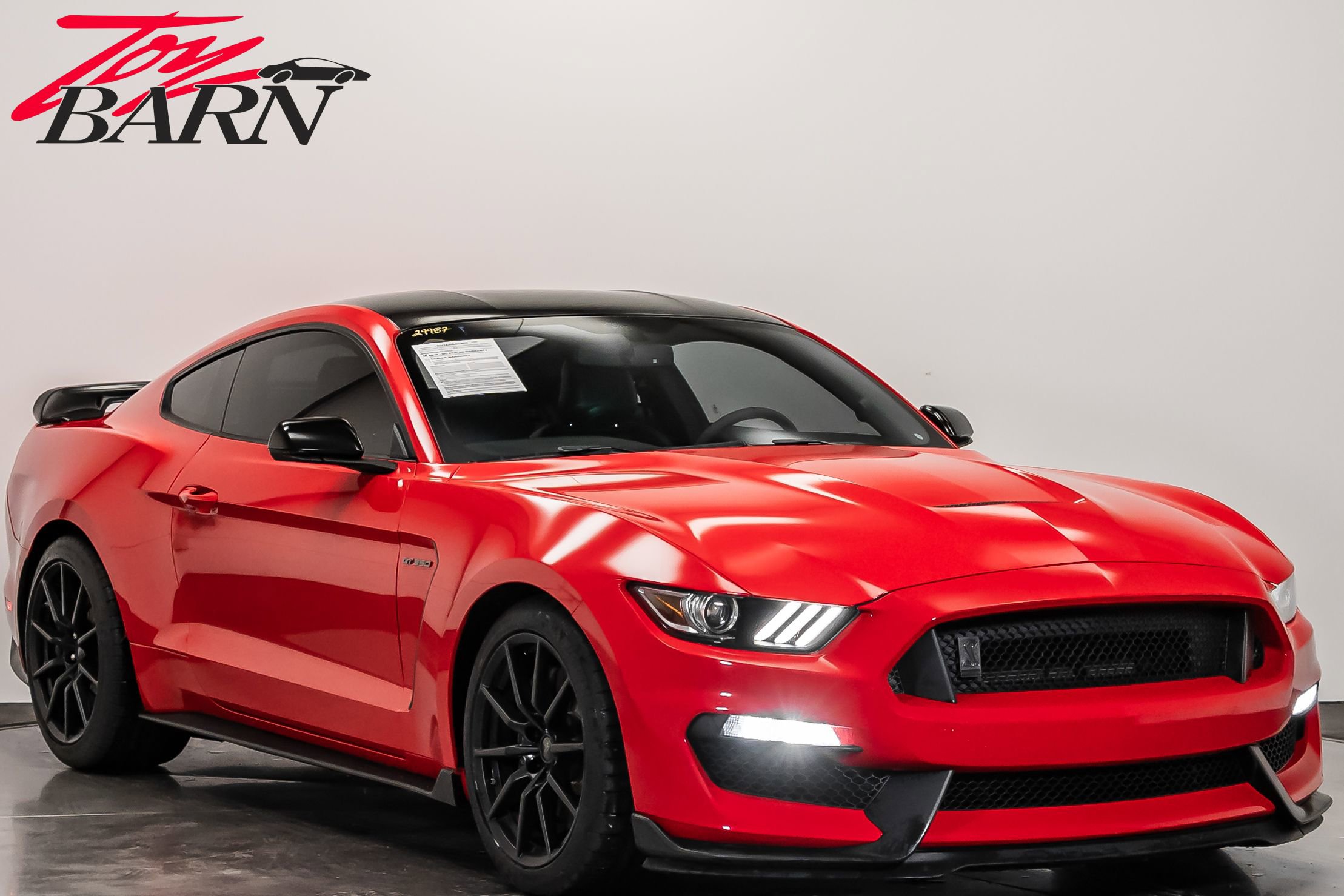 Used 2016 Ford Mustang Shelby GT350 w/ Technology Package image 7