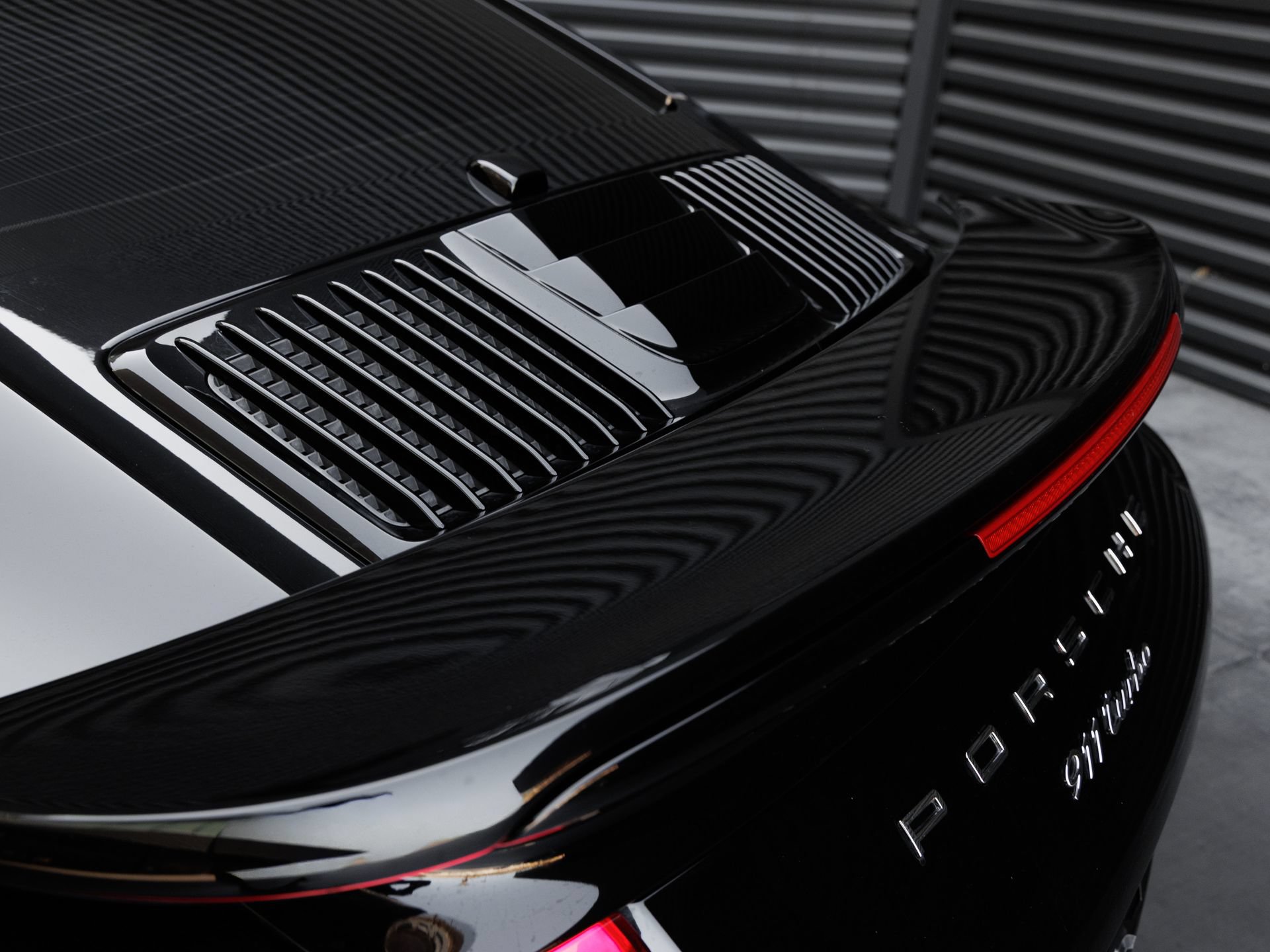 Certified 2018 Porsche 911 Turbo AWD/4WD image 26