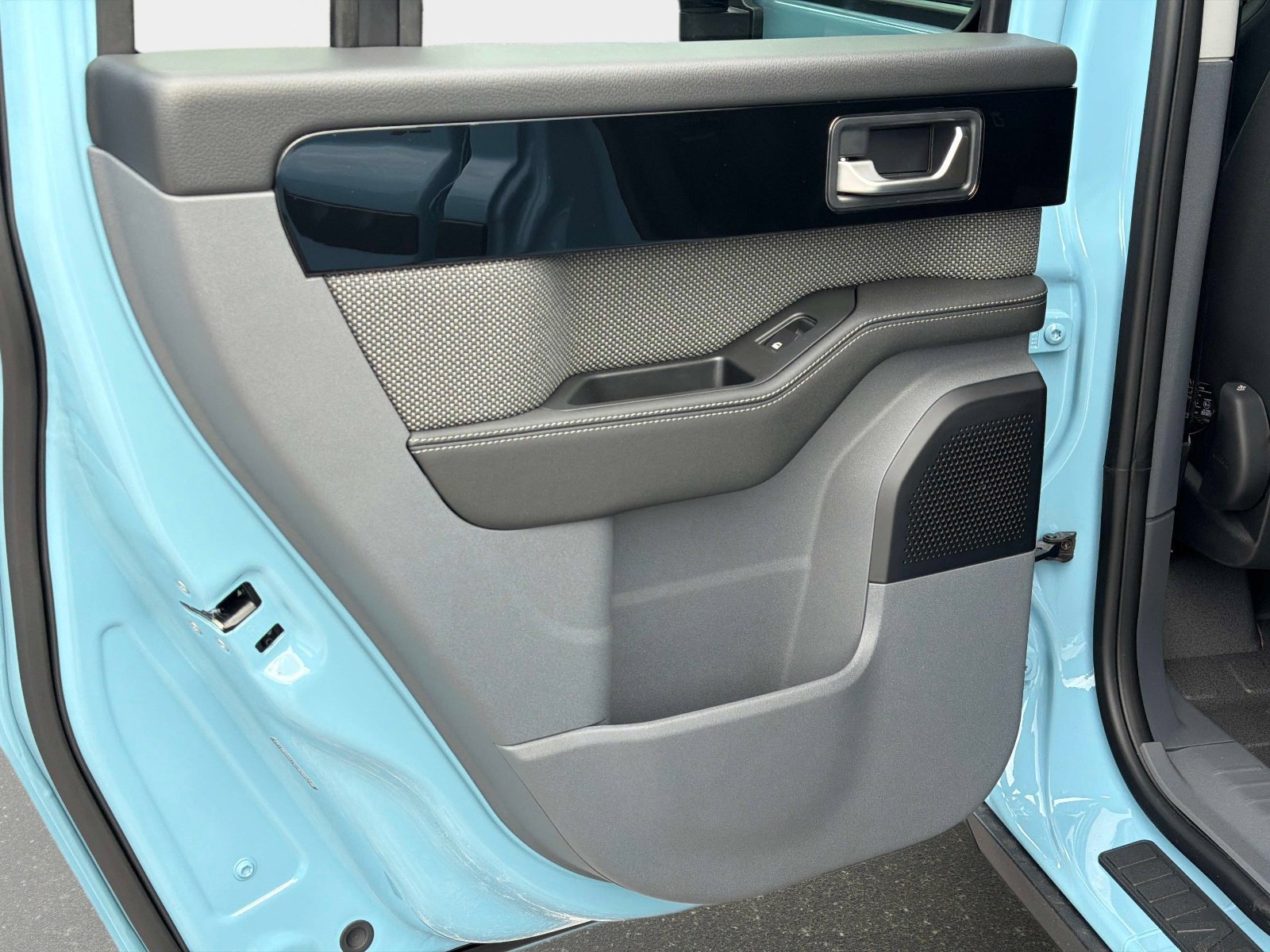 New 2026 INEOS Grenadier Quartermaster AWD/4WD image 10