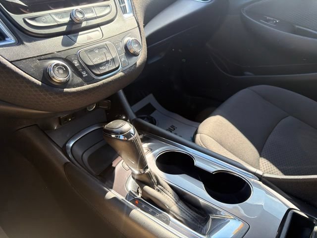 Used 2018 Chevrolet Malibu LT FWD image 41