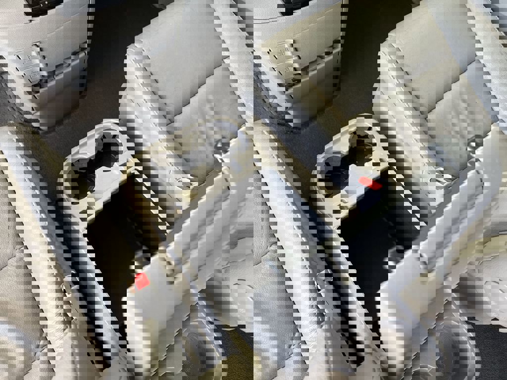 Used 2012 Honda Odyssey EX-L image 18