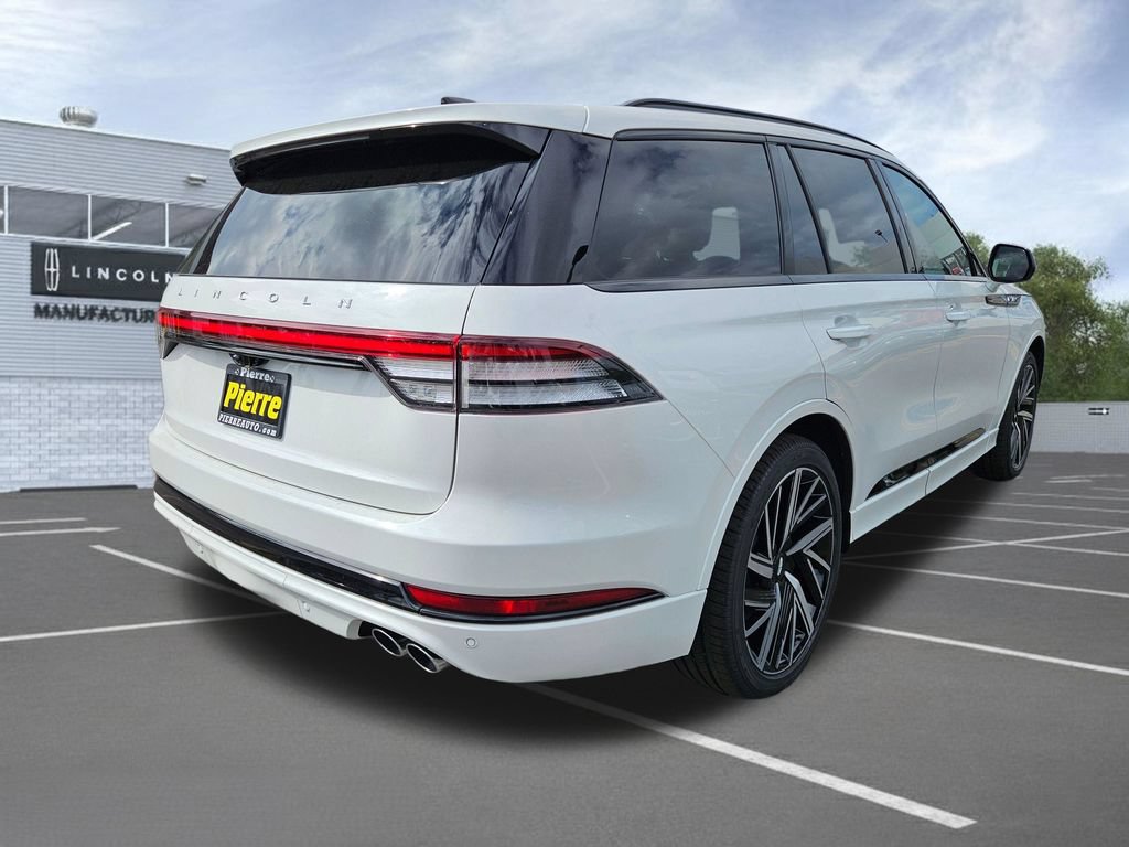 New 2026 Lincoln Aviator Black Label w/ Jet Appearance Package AWD/4WD image 5