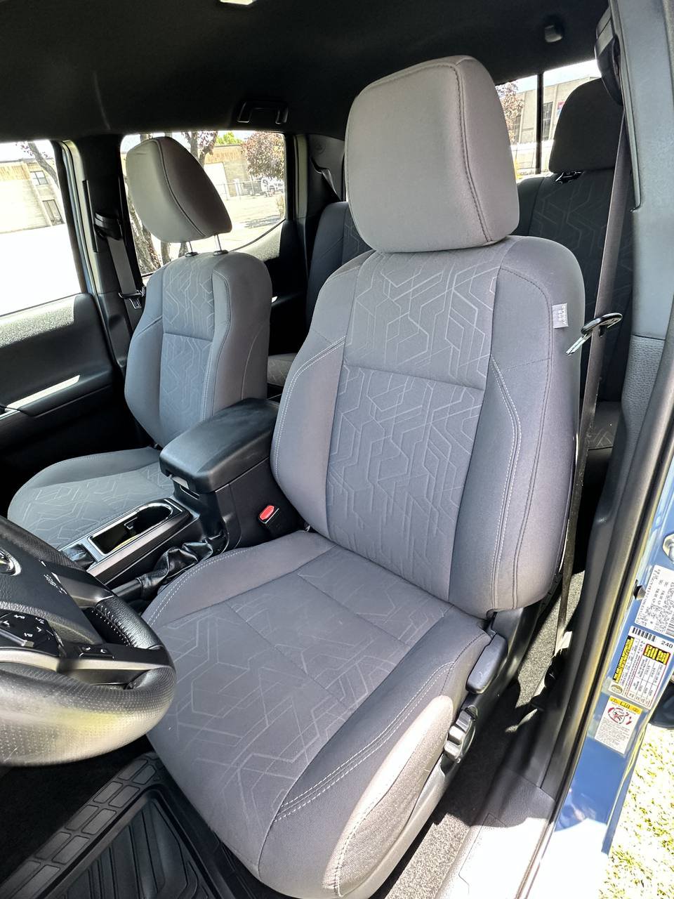 Used 2019 Toyota Tacoma TRD Off-Road w/ Technology Package AWD/4WD image 16