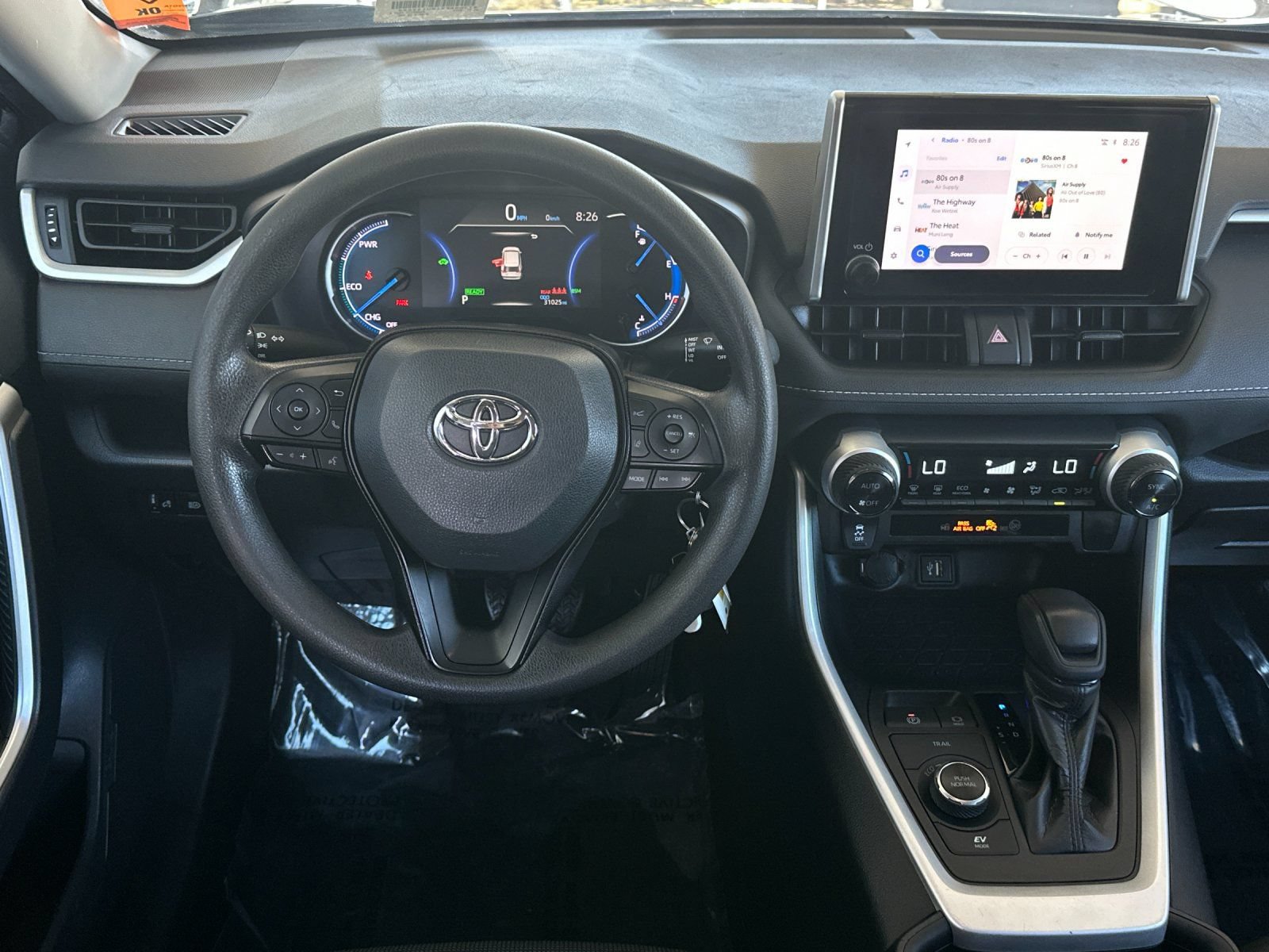 Used 2024 Toyota RAV4 LE AWD/4WD image 13