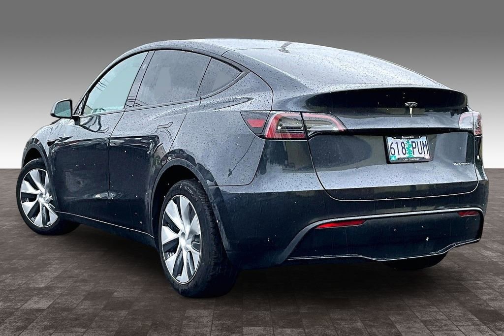 Used 2024 Tesla Model Y Long Range AWD/4WD image 12