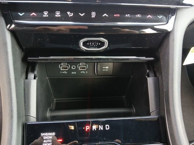 New 2026 Jeep Grand Cherokee Limited w/ Limited Altitude Package image 39