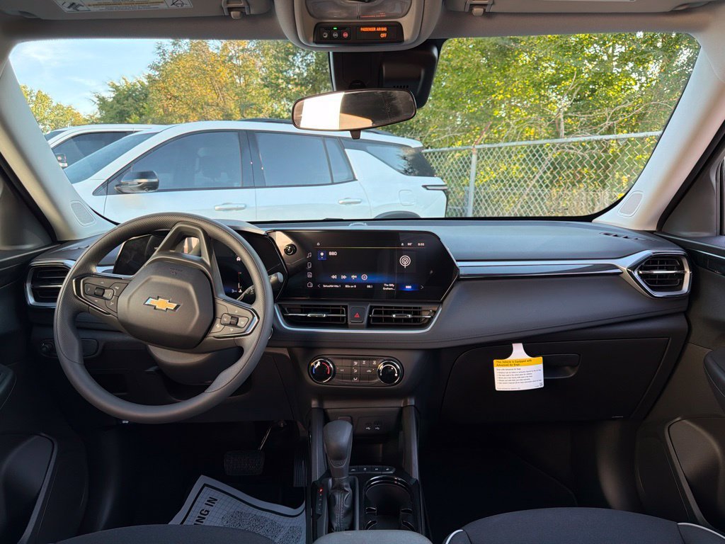 New 2026 Chevrolet TrailBlazer LS w/ LS Convenience Package FWD image 18