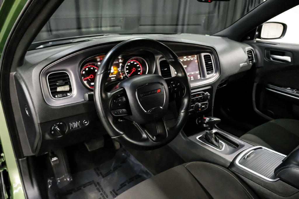 Used 2023 Dodge Charger R/T RWD image 3