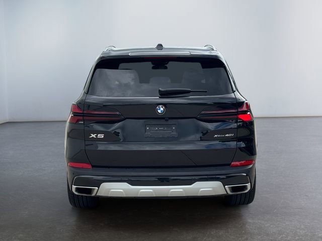 Certified 2025 BMW X5 xDrive40i w/ Climate Comfort Package image 4