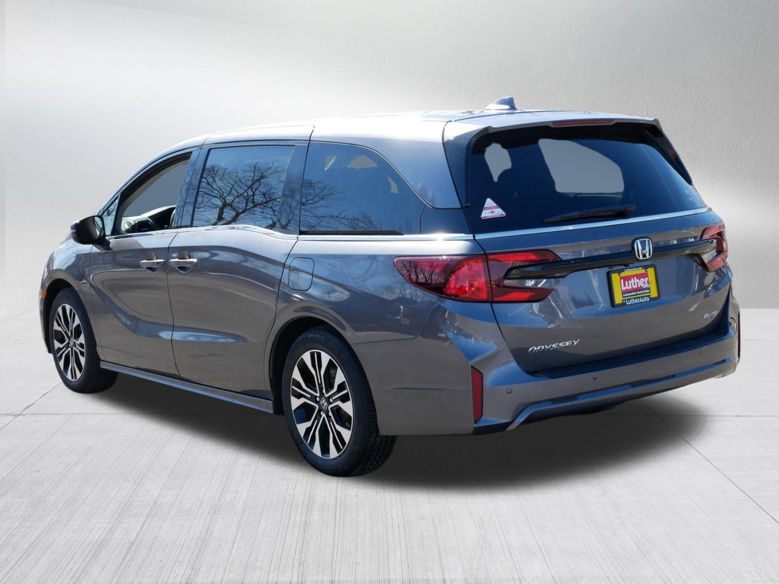 Certified 2026 Honda Odyssey Elite image 5