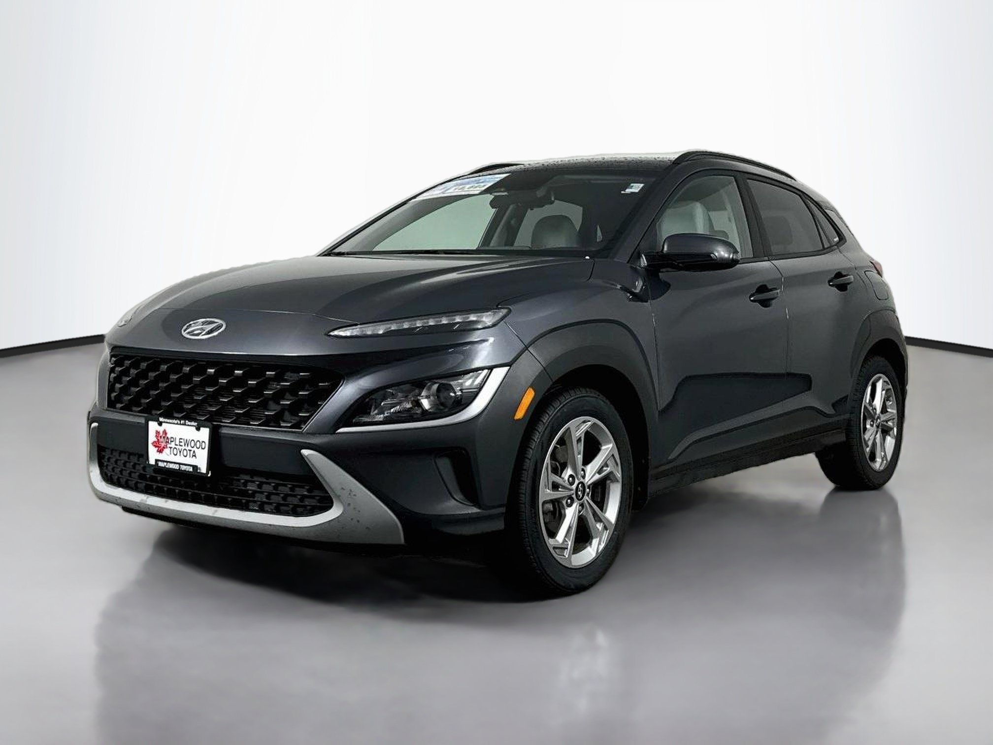 Used 2022 Hyundai Kona SEL FWD image 3