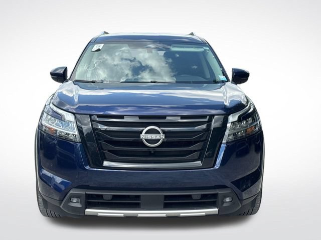 Used 2022 Nissan Pathfinder SL w/ Lighting Package (N92) AWD/4WD image 10