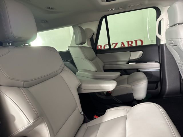 New 2025 Ford Expedition Max Active image 23