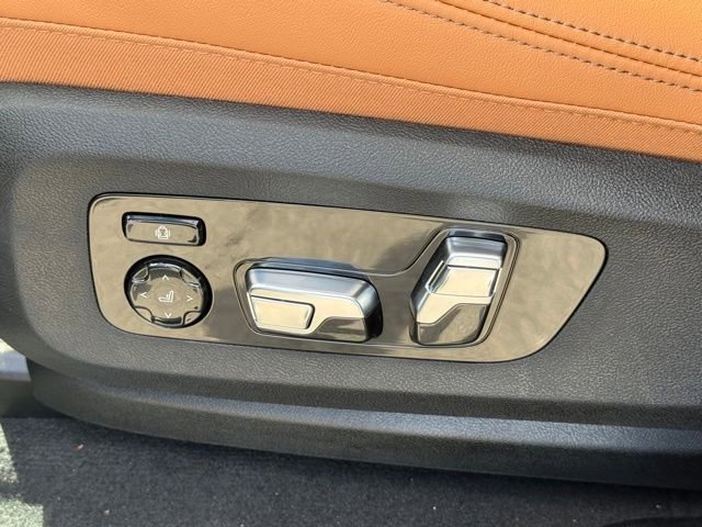 New 2026 BMW X6 xDrive40i image 18