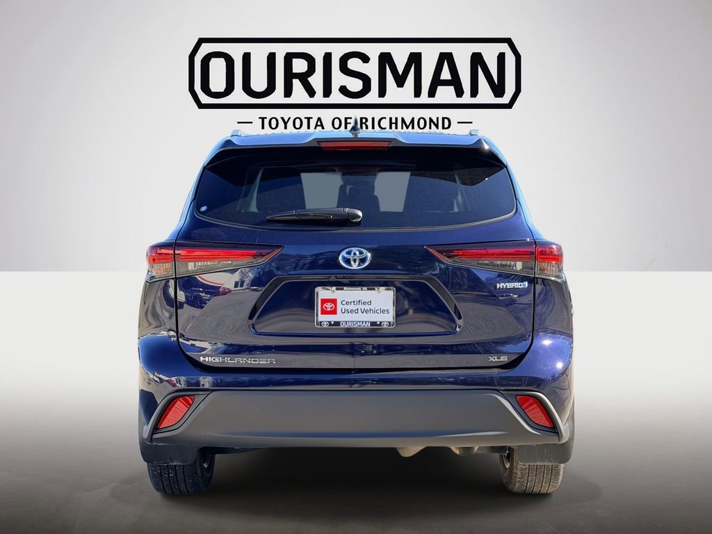 Certified 2024 Toyota Highlander XLE image 22