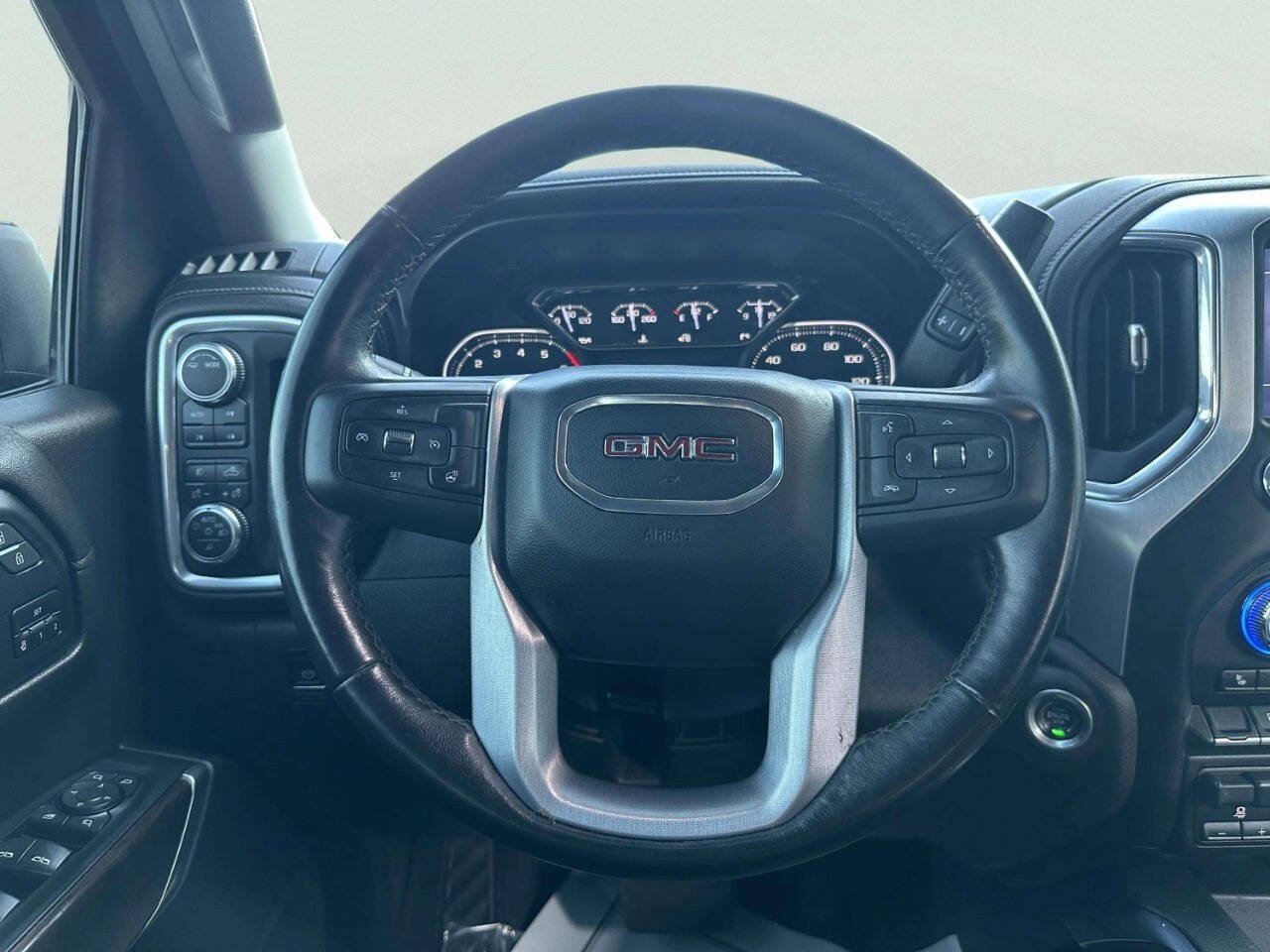 Used 2021 GMC Sierra 1500 SLT w/ SLT Premium Package AWD/4WD image 16