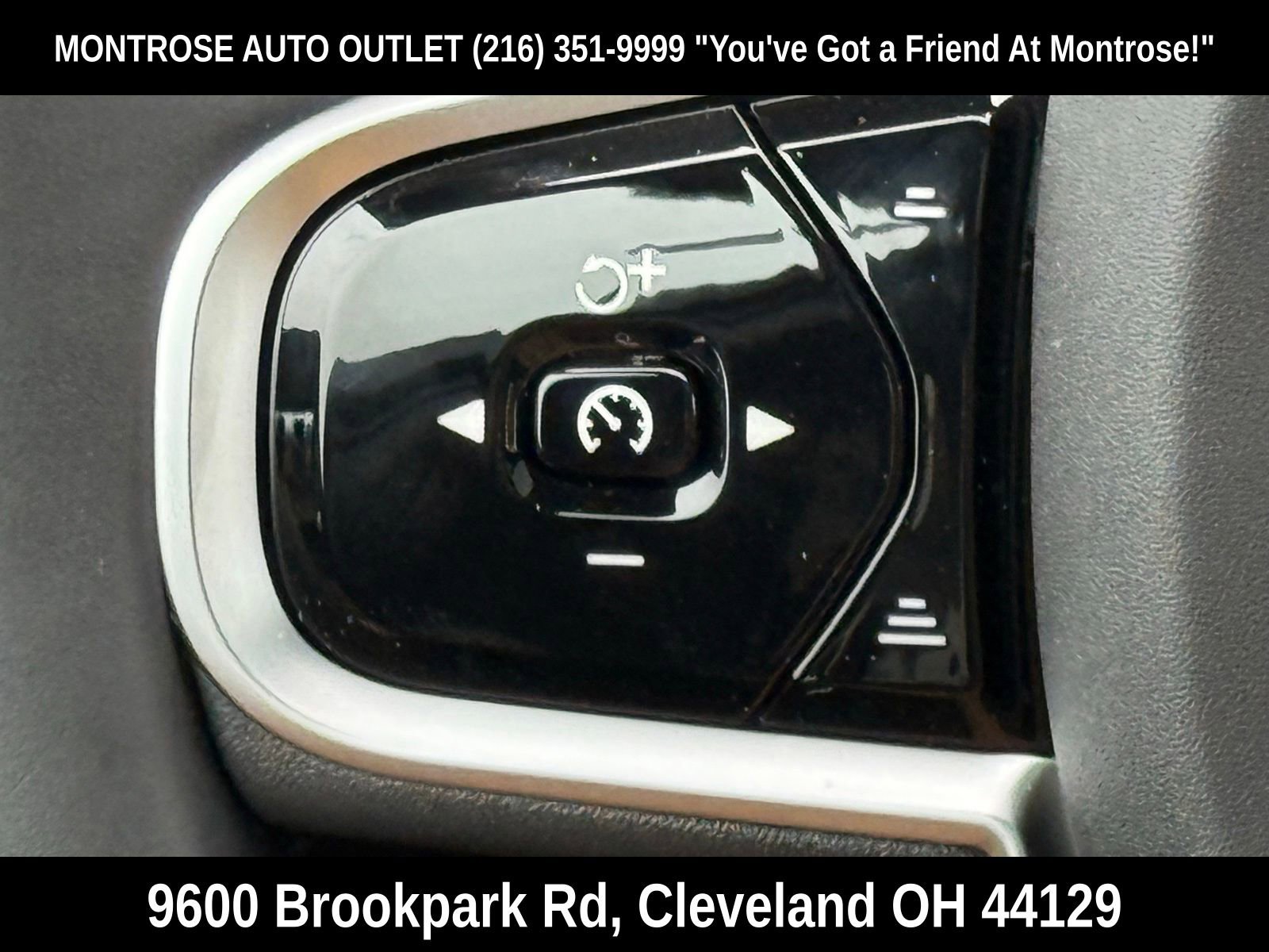 New 2026 Volvo V60 B5 Cross Country Ultra w/ Protection Package Premier image 31