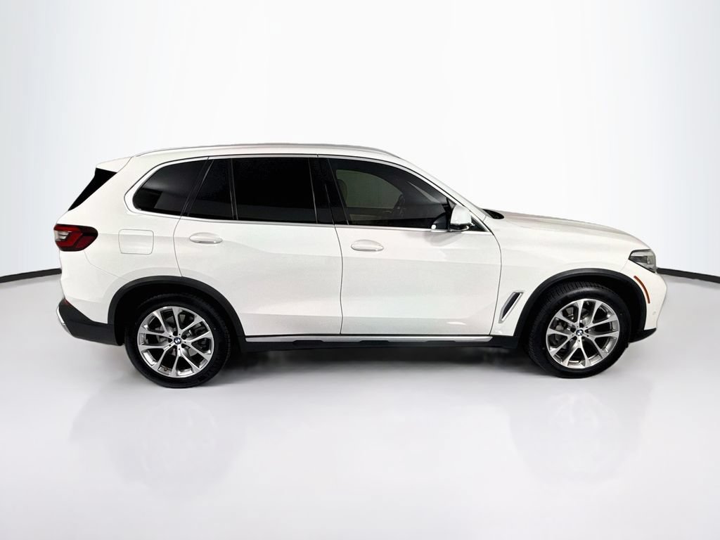 Used 2022 BMW X5 sDrive40i w/ Parking Assistance Package RWD image 4